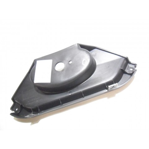   CACHE PLASTIQUE ARRIERE FEUX