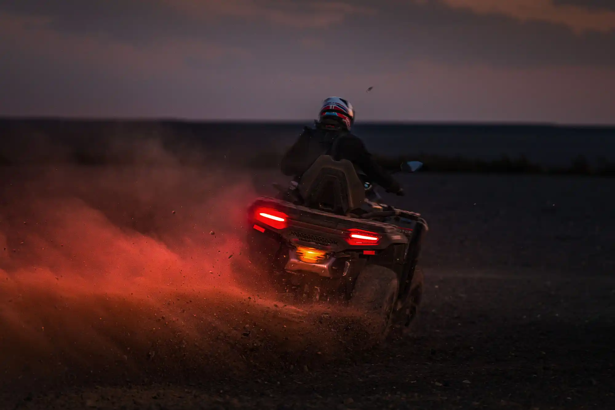 Quad CFMOTO CFORCE 850 - poste de pilotage avec écran TFT 7 pouces couleur