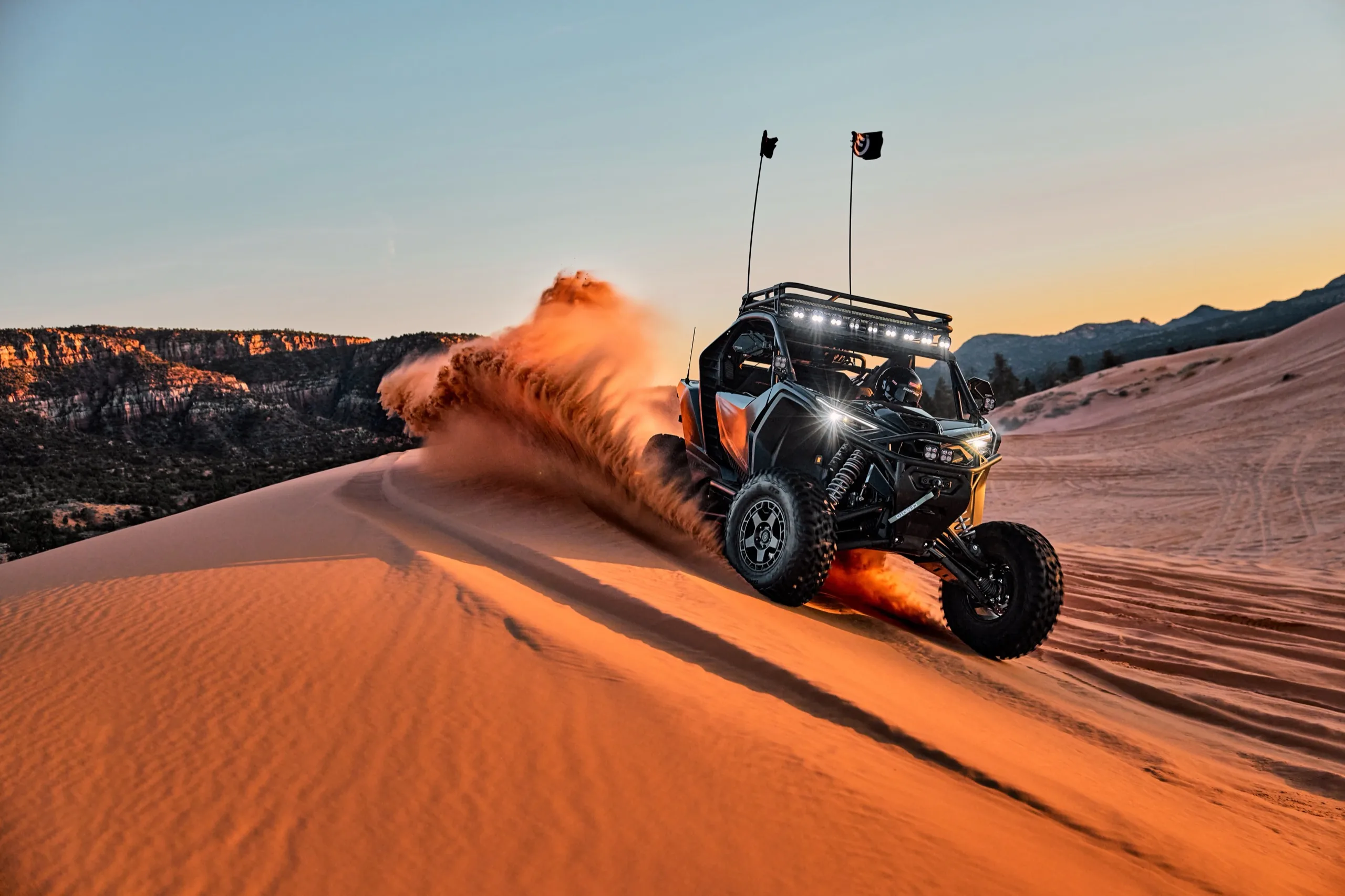 Amortisseurs FOX 2.5 pouces QSE du SSV CFMOTO ZFORCE Z10 - débattements 431 mm avant et 508 mm arrière
